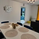 Apartment Confort Avec Parking Prive *