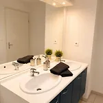 Confort Avec Parking Prive Apartment *