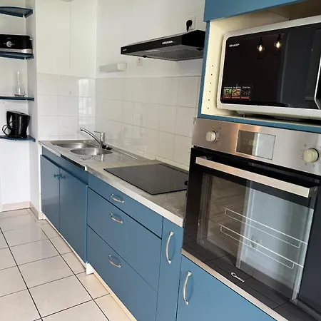 Appartement Confort Avec Parking Prive Montréjeau